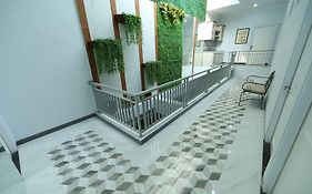 Nest Residence